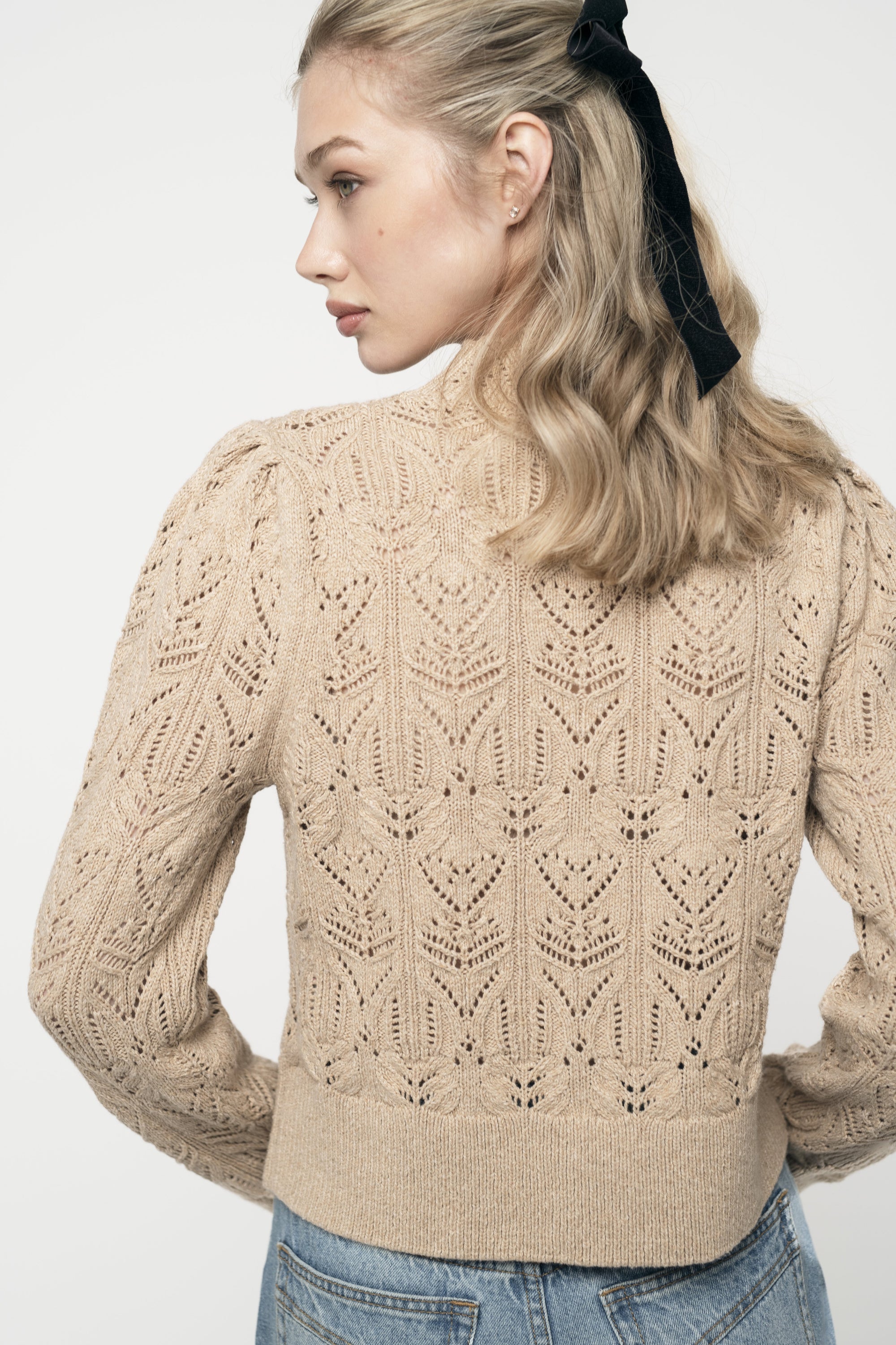 AMBER BEIGE